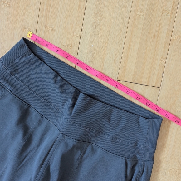Athleta Venice High Rise Track Stripe Jogger Size Medium - Picture 5 of 10